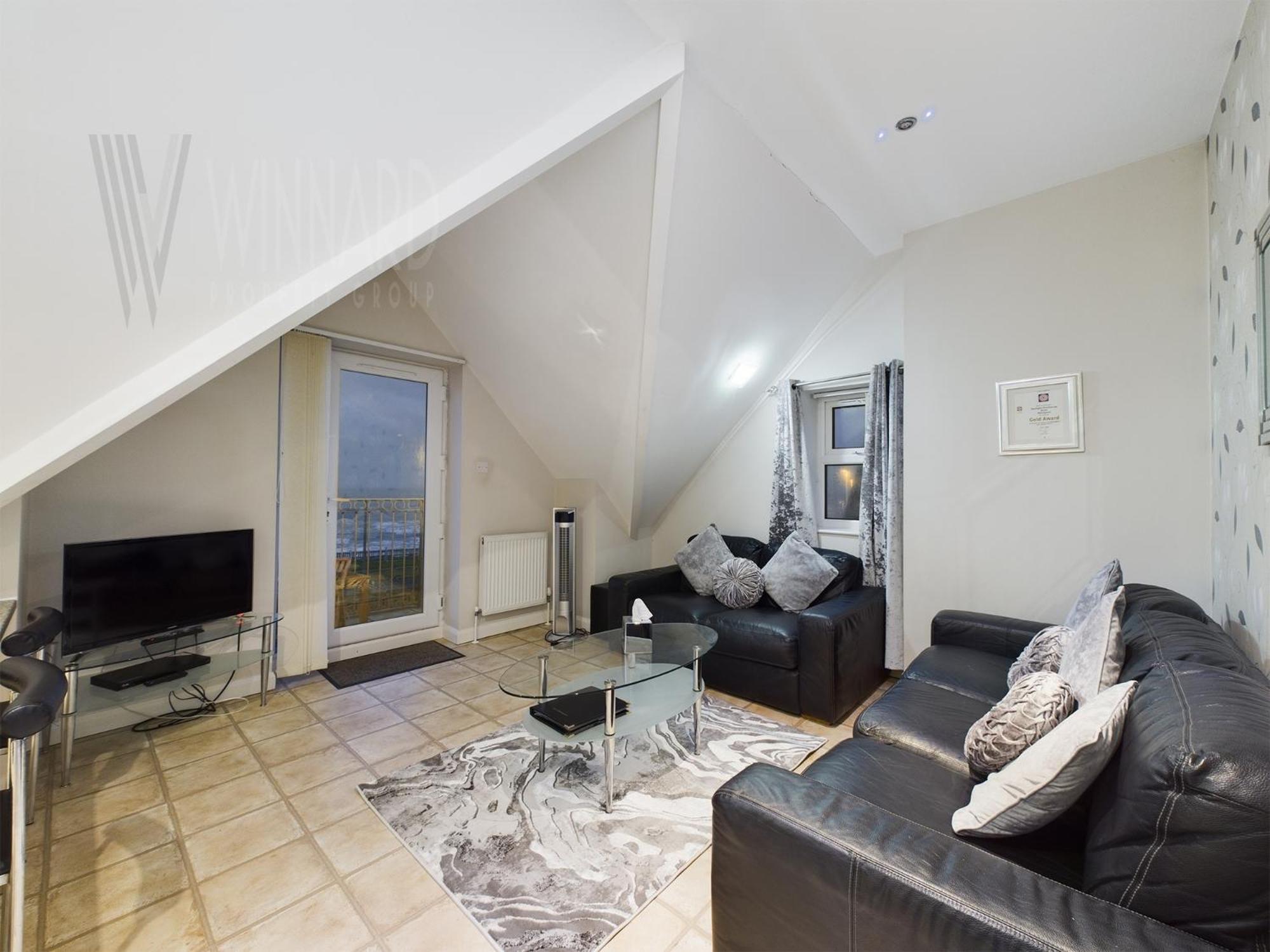 The House, Luxury Apartment